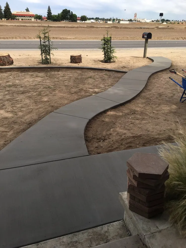 Expert garden landscaping near you in Modesto, CA by Cal Roots