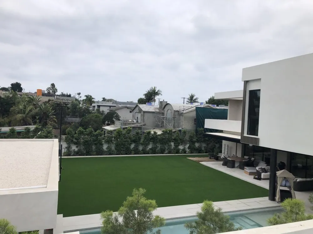 Expert yard cleanup service in Manhattan Beach, CA by Cal Terra Design