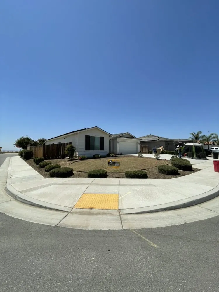 Trusted residential landscaping in Bakersfield, CA - Cal-Tree Services and Landscaping