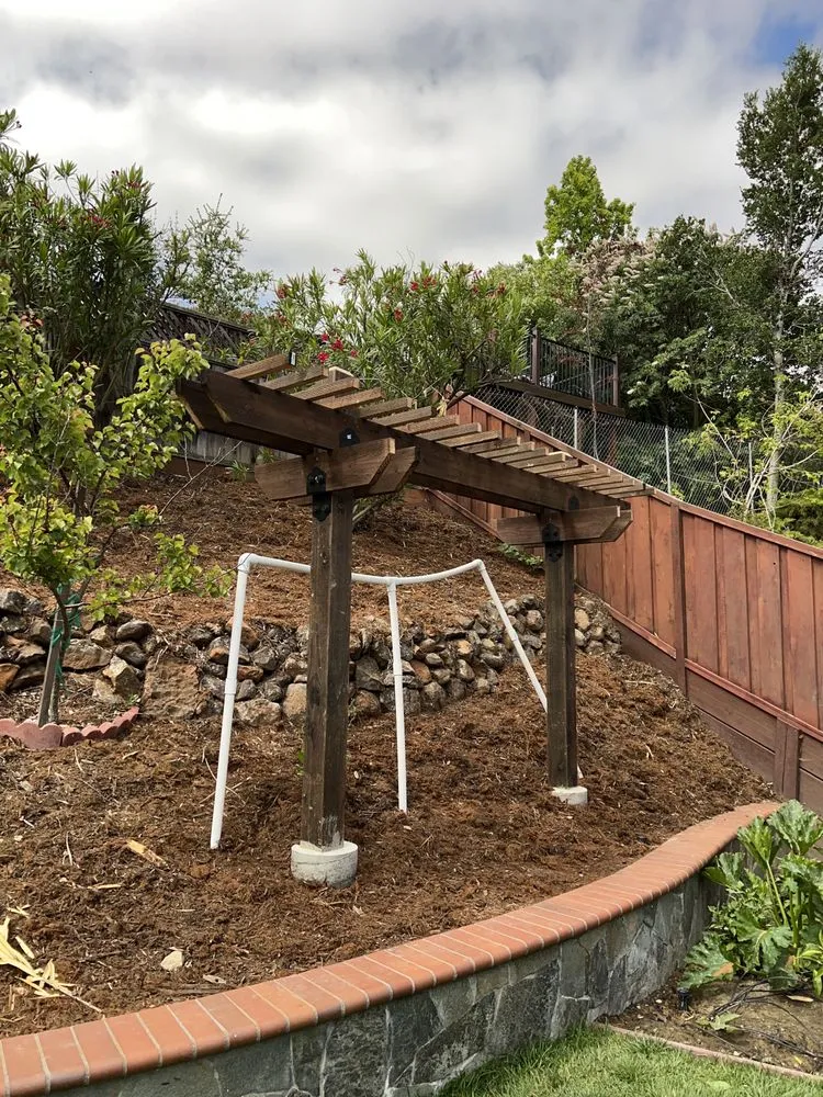 Custom lawn care service for homes across Dublin, CA - Cal Valley Landscape