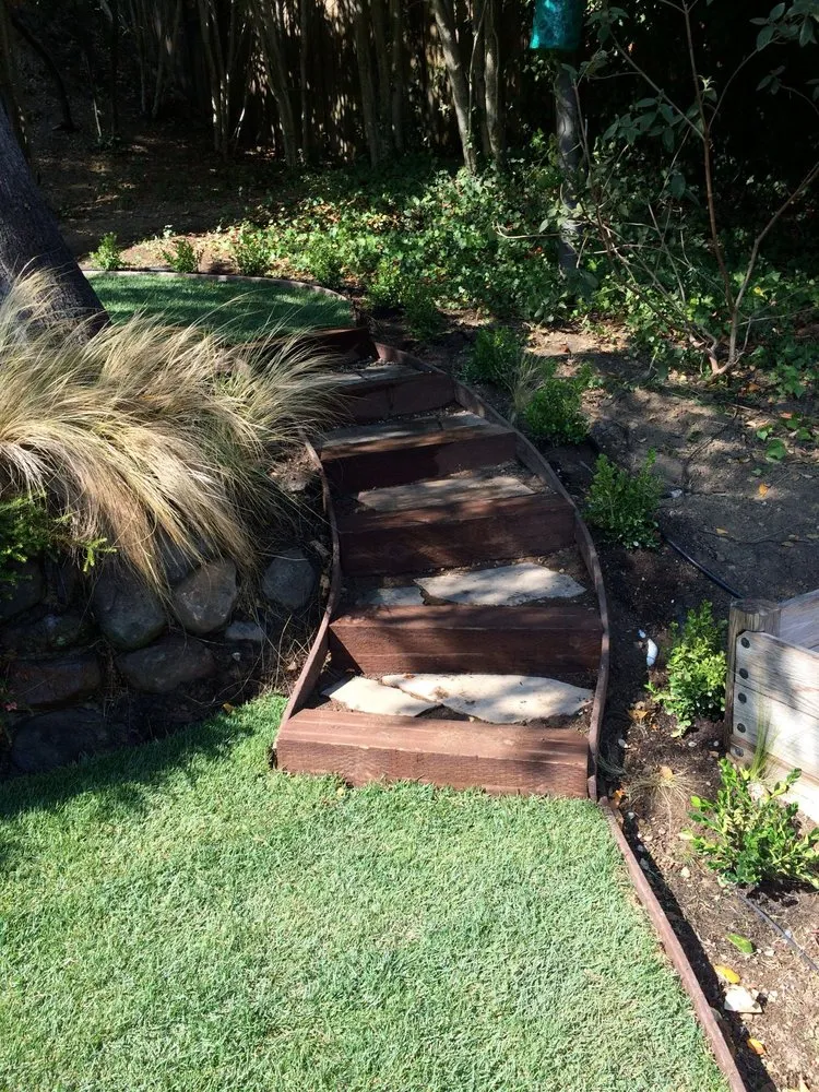 Expert garden landscaping in Novato, CA by Calderon Landscaping Services