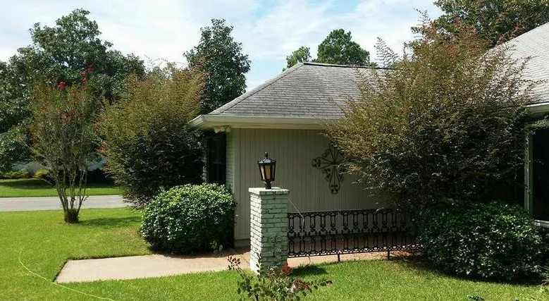 Local landscape design experts serving Duson, LA - Caldwell Lawn Works