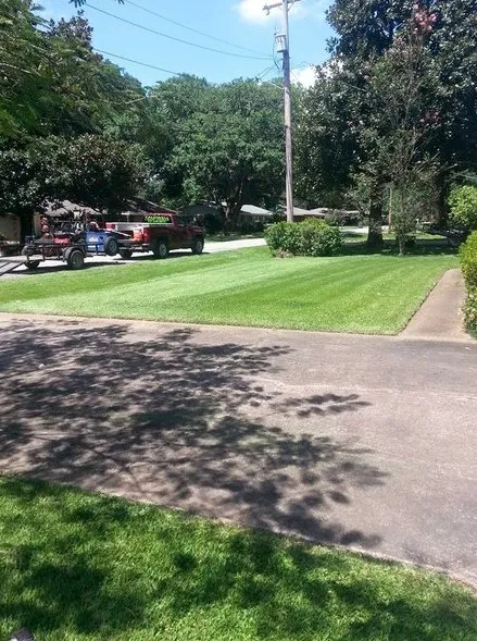 Top-rated landscaping services in Duson, LA by Caldwell Lawn Works