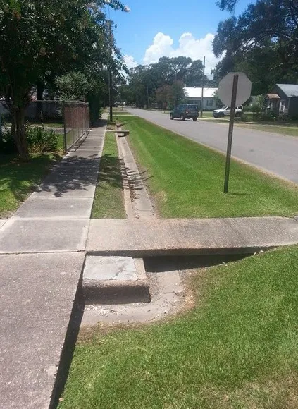 Affordable garden landscaping experts serving Duson, LA - Caldwell Lawn Works