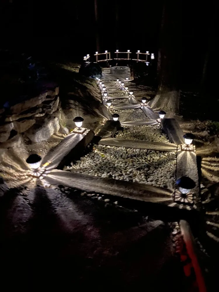 Top-rated yard cleanup service for year-round maintenance across Waynesville, NC - Caldwell