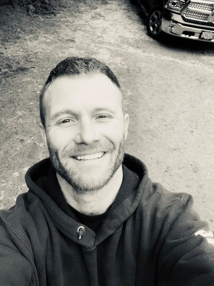 Trusted lawn mowing service in Yoncalla, OR - Caleb’s Honey Dew List