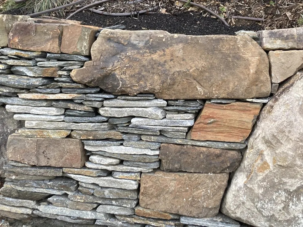 Custom lawn care service in San Mateo, CA by Caledonian Masonry