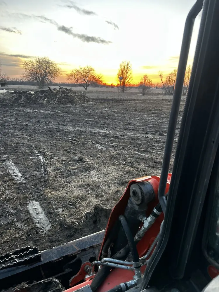 Professional yard cleanup service in Wichita, KS by Calef Hauling Services