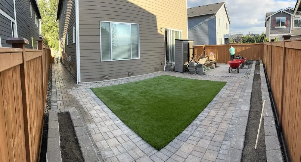 Expert yard maintenance in Seattle, WA - Calel’s Landscape