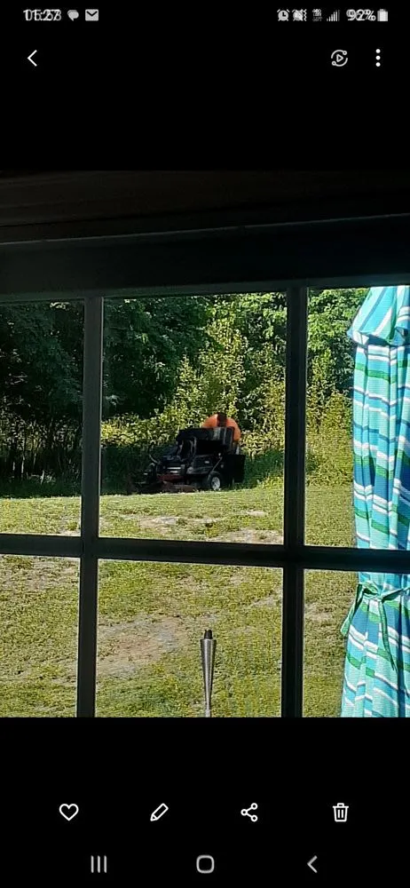 Custom residential landscaping with custom design in Middleburg Heights, OH by Cale’s Landscape