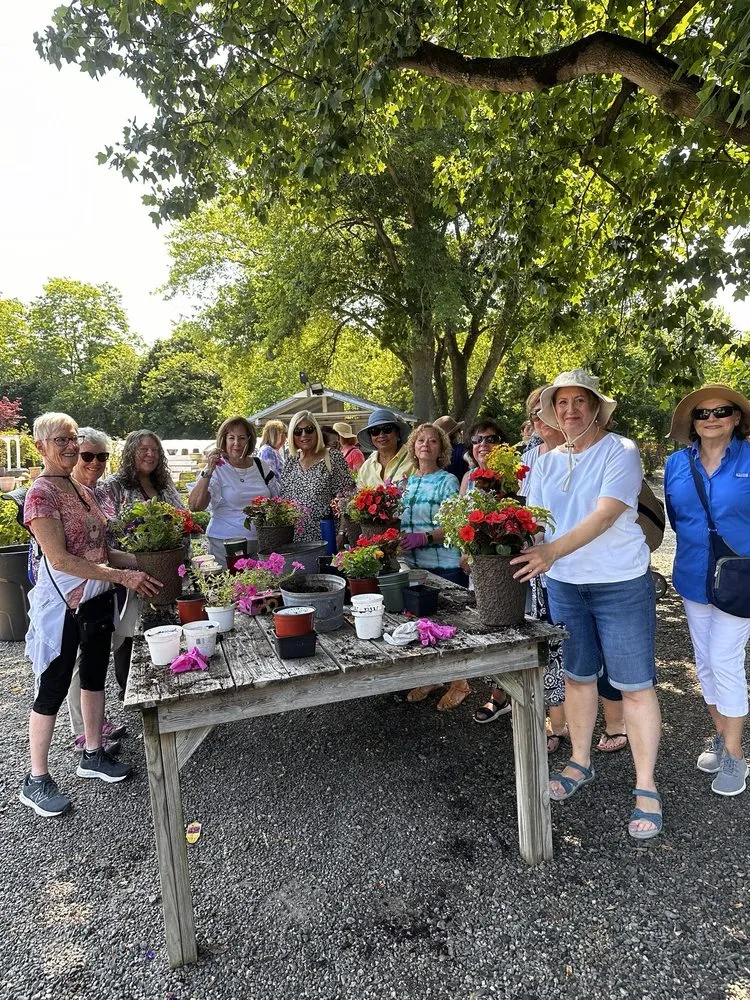 Trusted yard cleanup service in Freehold, NJ - Calgo Gardens