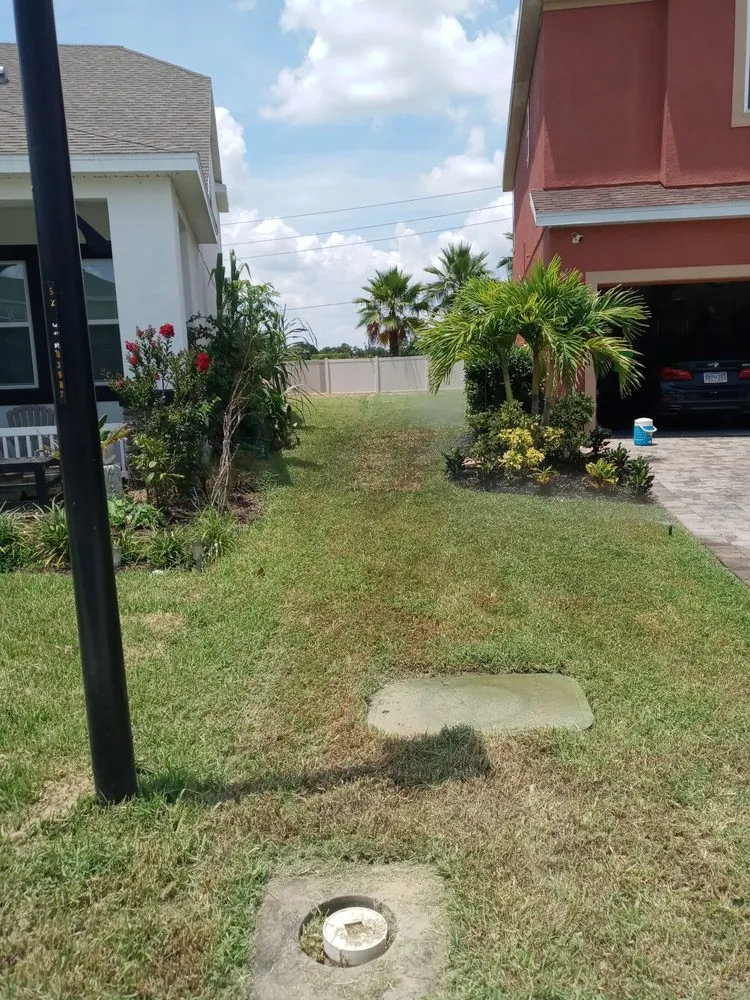 Local garden landscaping in Bradenton, FL - Calhoun and Son's Lawn Care