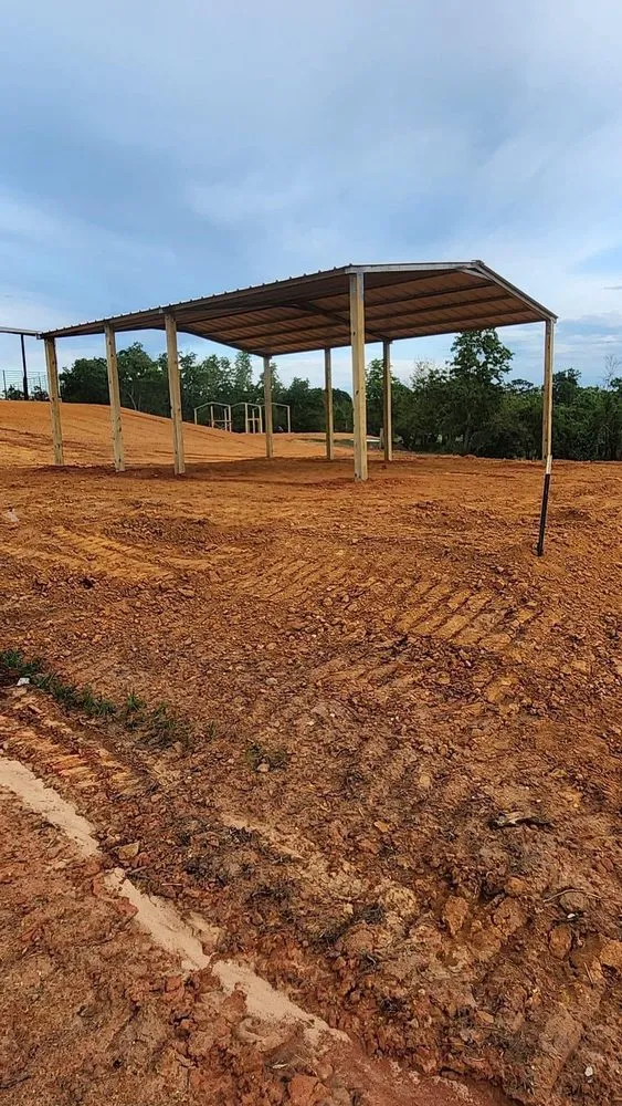 Custom outdoor landscaping in Kentwood, LA by Calhoun Fencing & Carpentry work