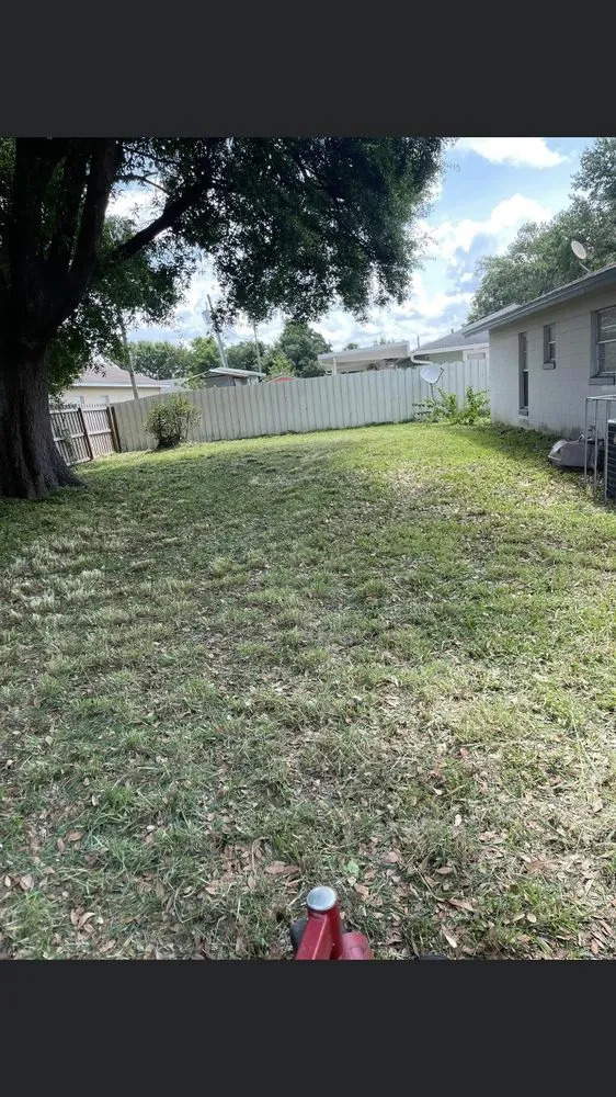 Top-rated lawn care service for beautiful yards across Birmingham, AL - Calhoun’s Residential Service