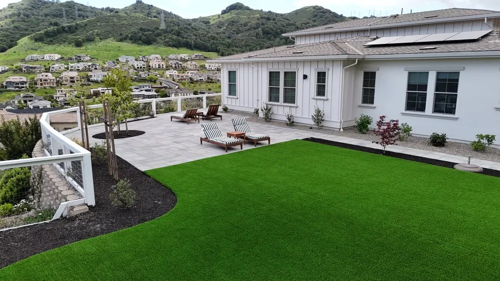 Affordable lawn care service in Moraga, CA by Cali Scaping