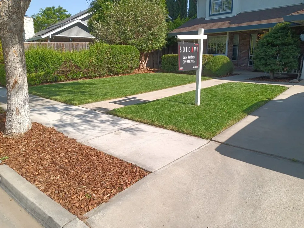Trusted yard maintenance in Merced, CA by Cali Valley Landscape