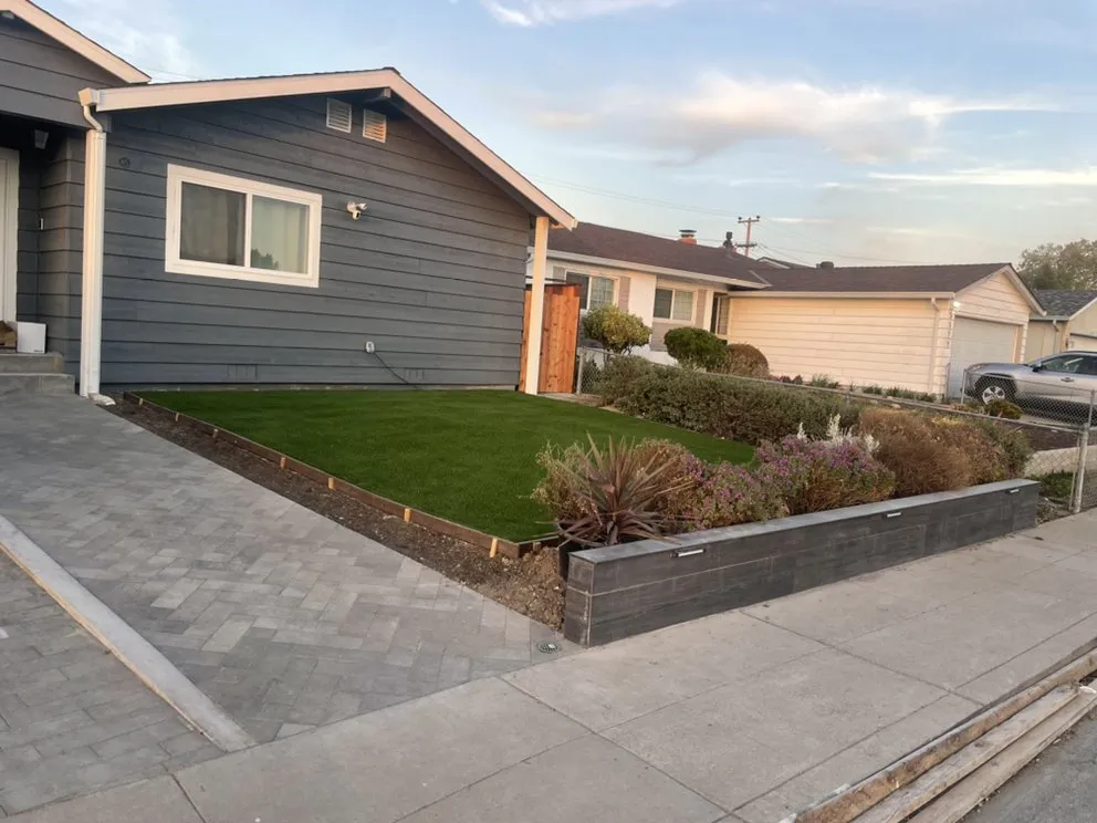 Local yard maintenance experts serving Redwood City, CA - Califas Fencing & Landscape