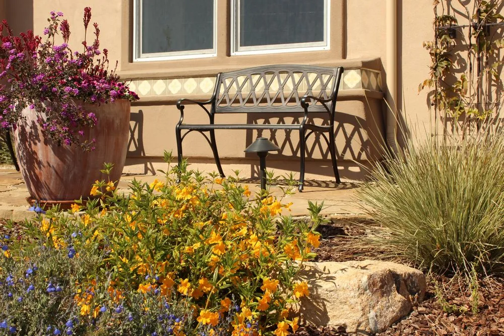 Reliable yard maintenance in Pasadena, CA by Califia Ecodesigns