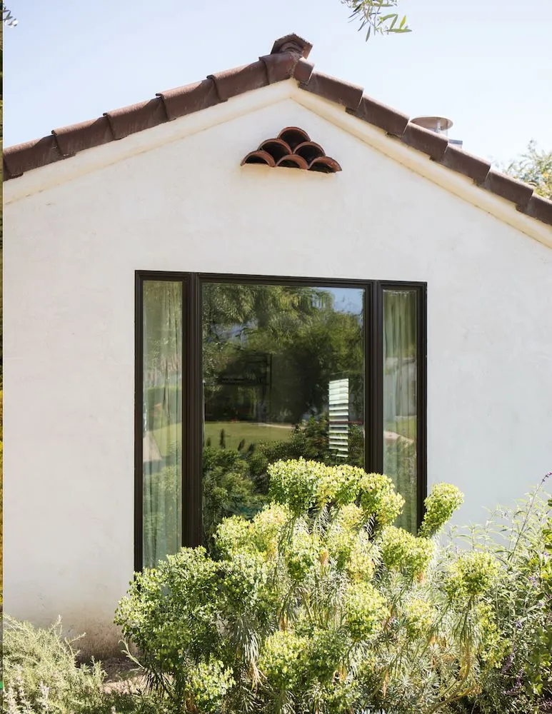 Reliable yard maintenance experts serving Pasadena, CA - Califia Ecodesigns