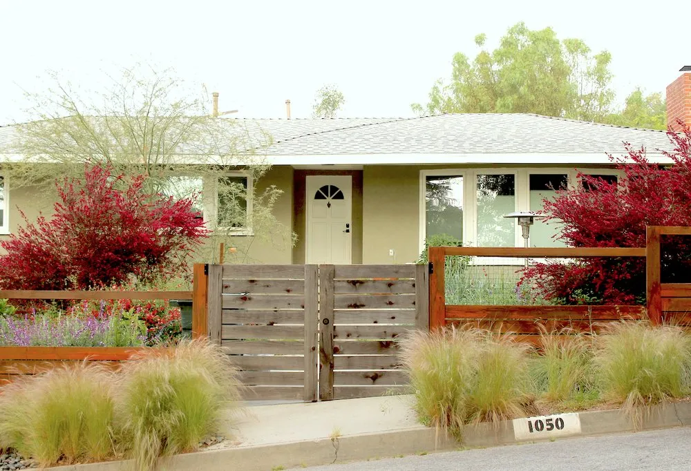 Custom lawn mowing service for outdoor upgrades across Pasadena, CA - Califia Ecodesigns