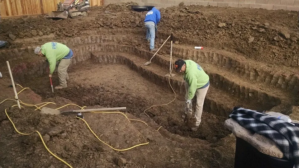 Local yard maintenance in Brentwood, CA by California Aqua Pros