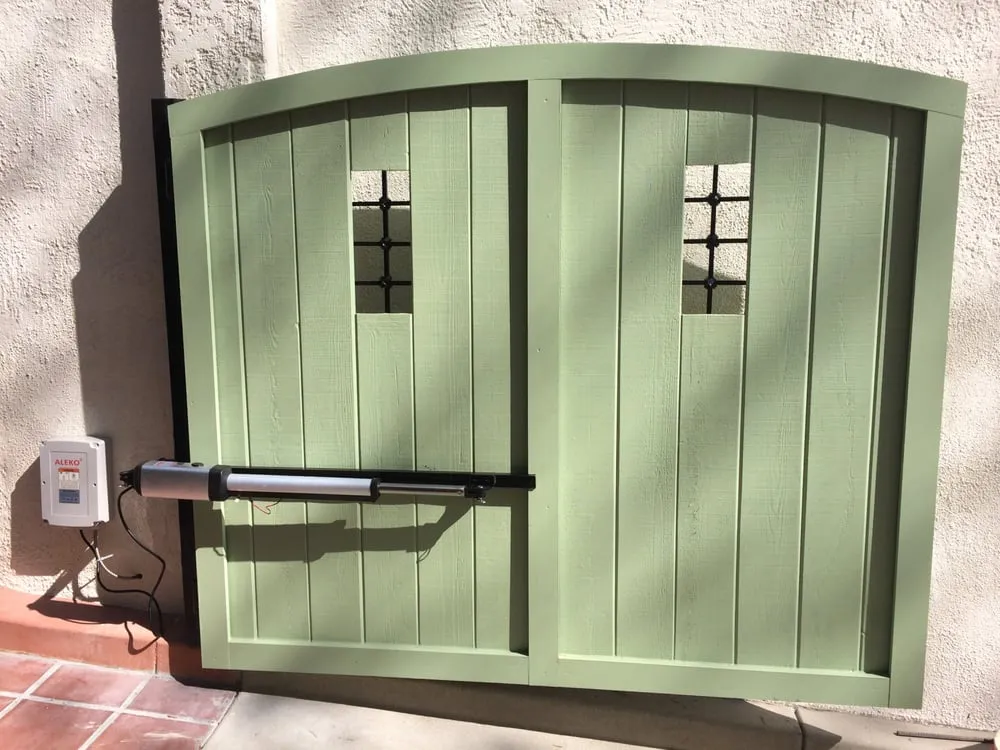 Trusted yard maintenance for beautiful yards across Los Angeles, CA - California Artscaping and Design