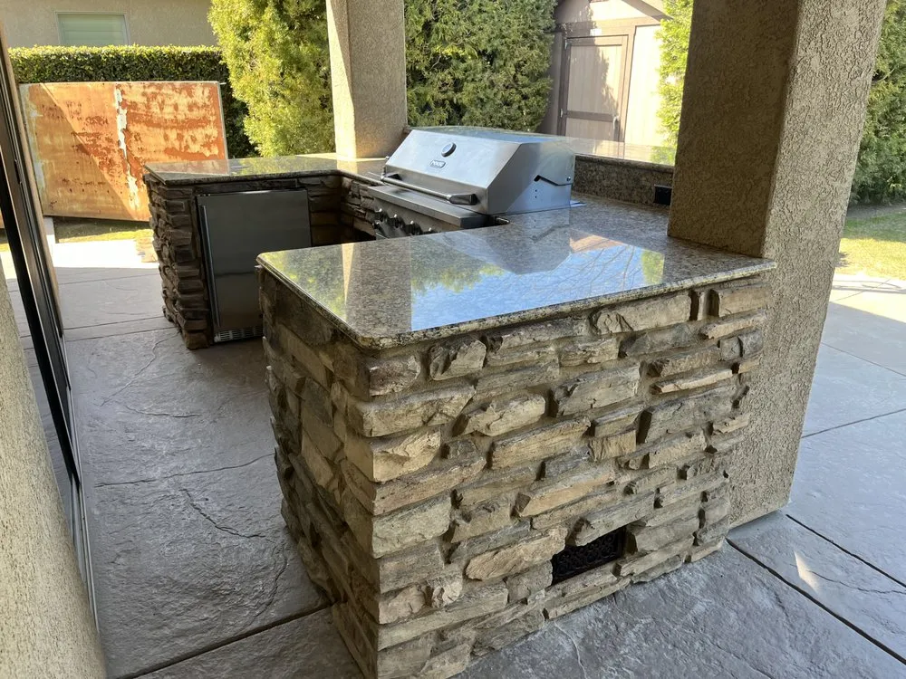 Affordable garden landscaping for beautiful yards across Dinuba, CA - California Concepts