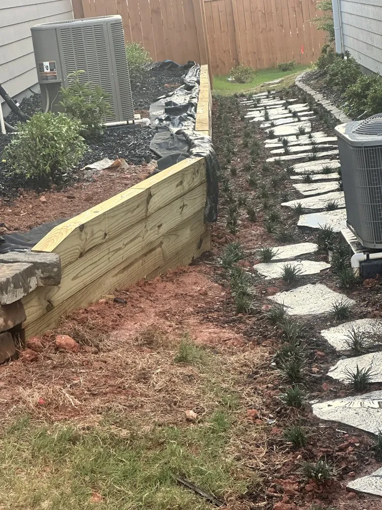 Trusted landscape design for year-round maintenance in Greenville, SC by California DreamSCapes