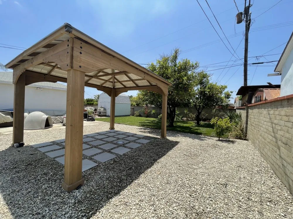 Custom outdoor landscaping in Los Angeles, CA - California Elite Tree Services & Maintenance