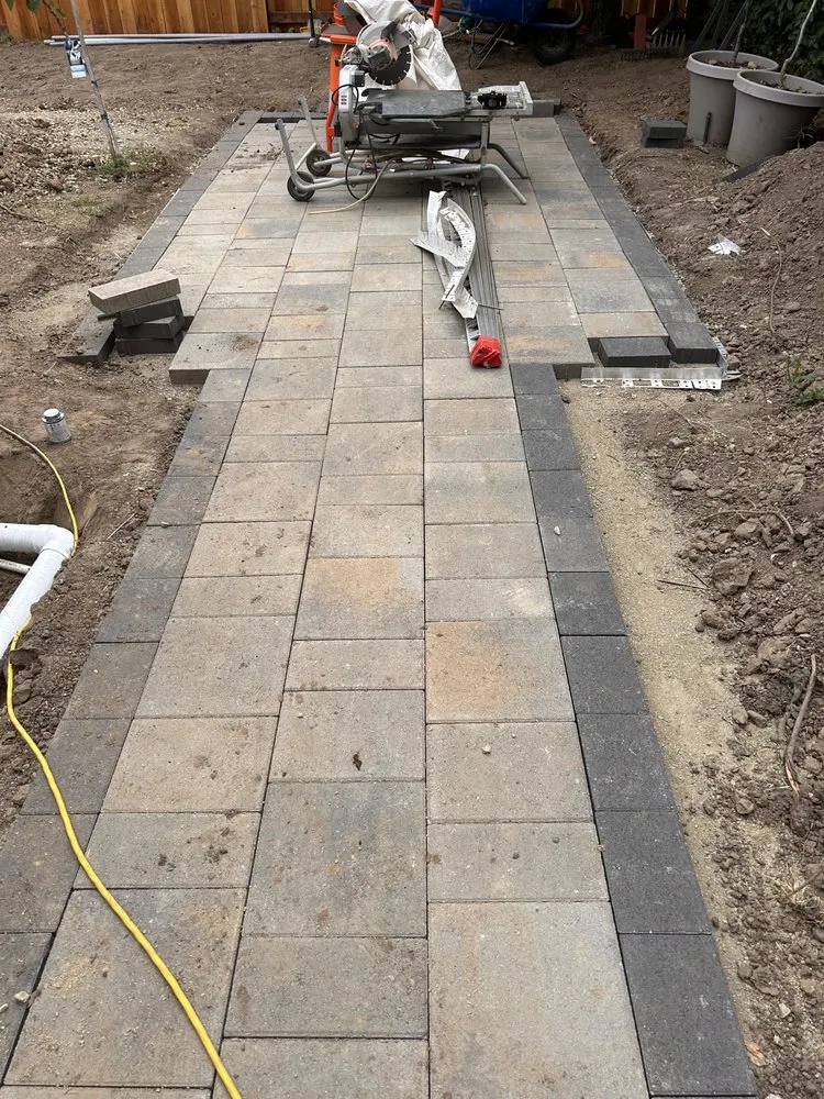 Professional lawn mowing service experts serving Sacramento, CA - California Good Vibes