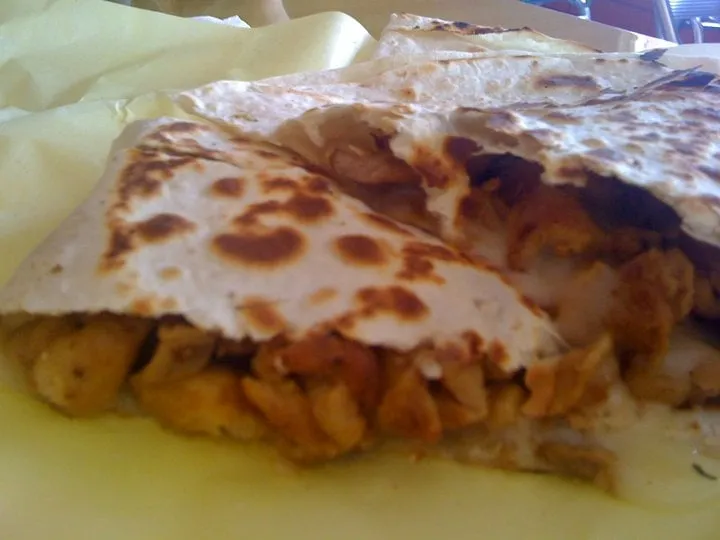 Trusted yard maintenance for homes in Bakersfield, CA by California Green Landscape