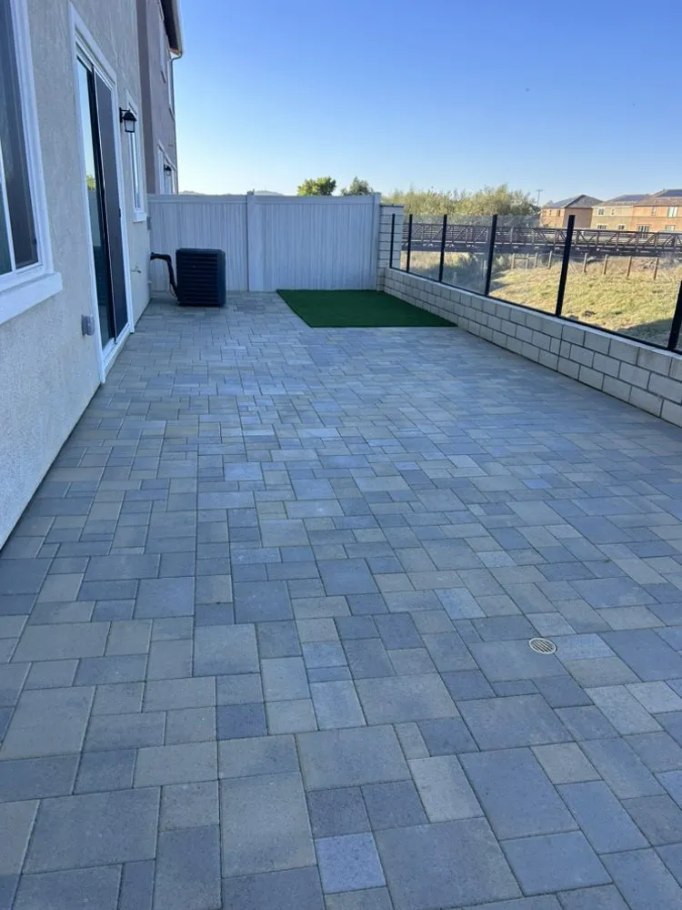 Reliable lawn care service for year-round maintenance across Valley Center, CA - California Green Valley Landscaping