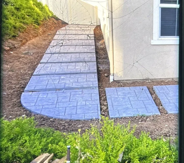 Local garden landscaping experts serving Valley Center, CA - California Green Valley Landscaping