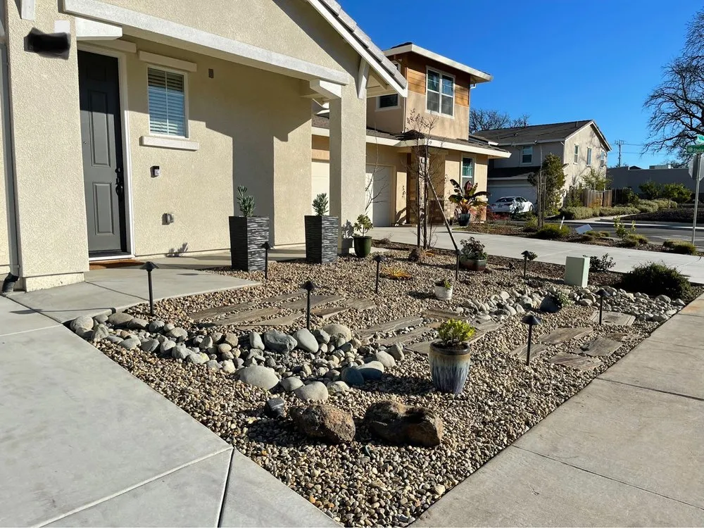 Professional lawn care service in Elk Grove, CA - California Landscaping & Design