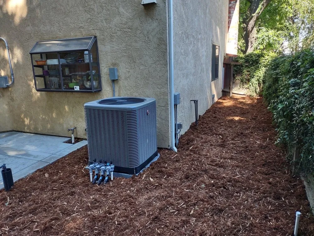 Custom landscape design experts serving Elk Grove, CA - California Landscaping & Design