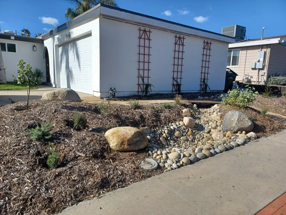 Top-rated garden landscaping in Ramona, CA by California NatureScaping