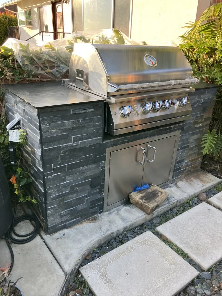 Custom lawn care service experts serving Camarillo, CA - California Outdoor Mini Cellars and Backyard Living