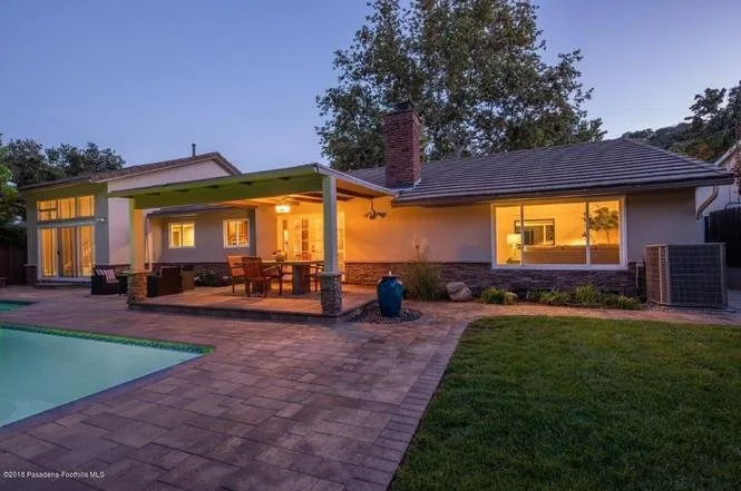 Expert landscaping services for year-round maintenance across Burbank, CA - California Pavingstone