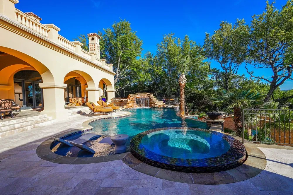 Reliable yard maintenance in Cumming, GA - California Pools - Atlanta North