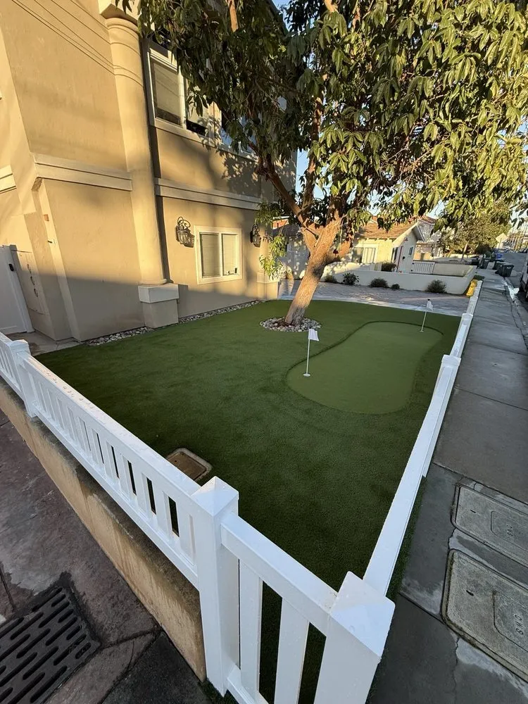 Expert yard cleanup service for beautiful yards across Orange, CA - California Turf & Putting Greens