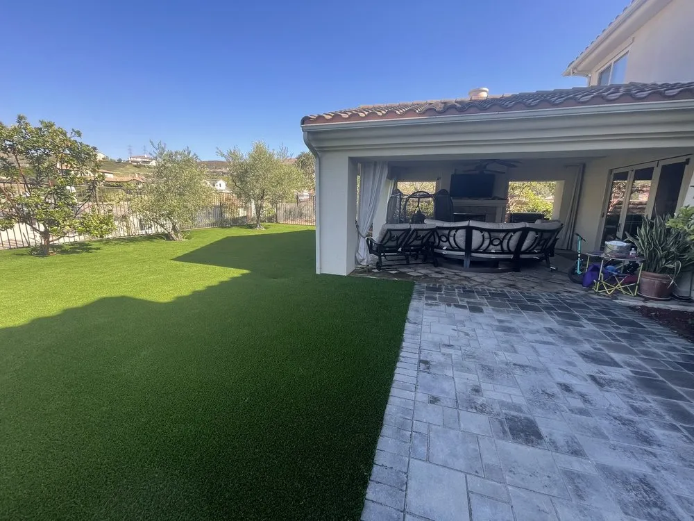 Local landscape design experts serving Orange, CA - California Turf & Putting Greens
