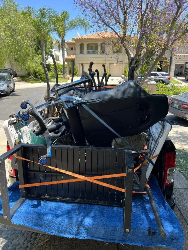 Custom yard cleanup service near you across Los Angeles, CA - Calipkg