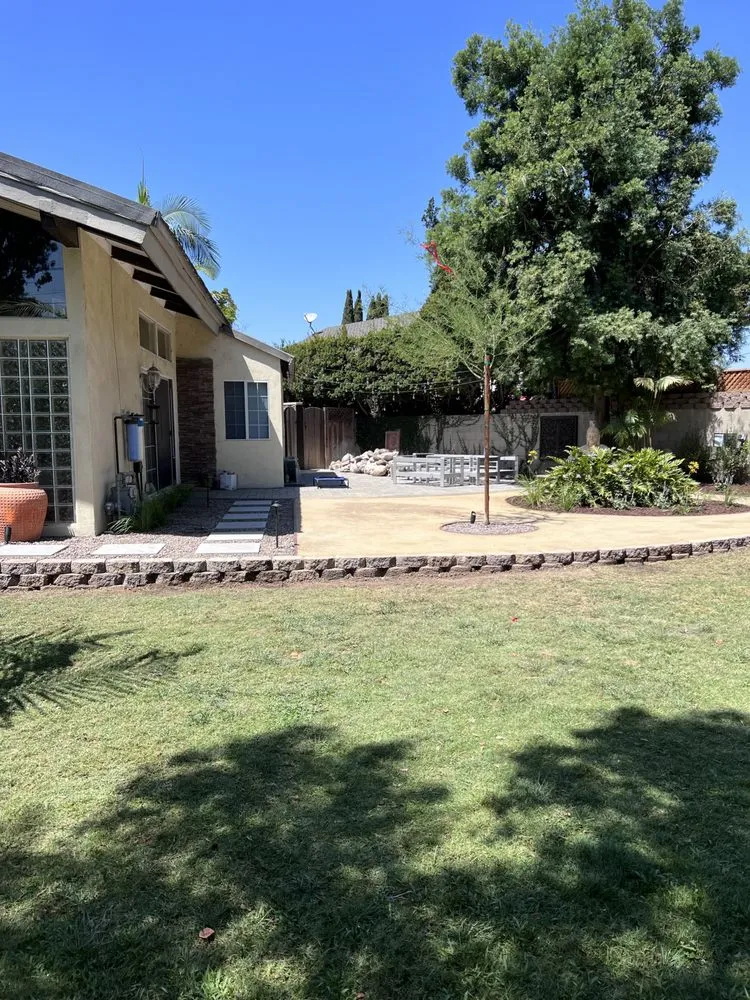 Custom garden landscaping experts serving Orange, CA - Caliscapes OC