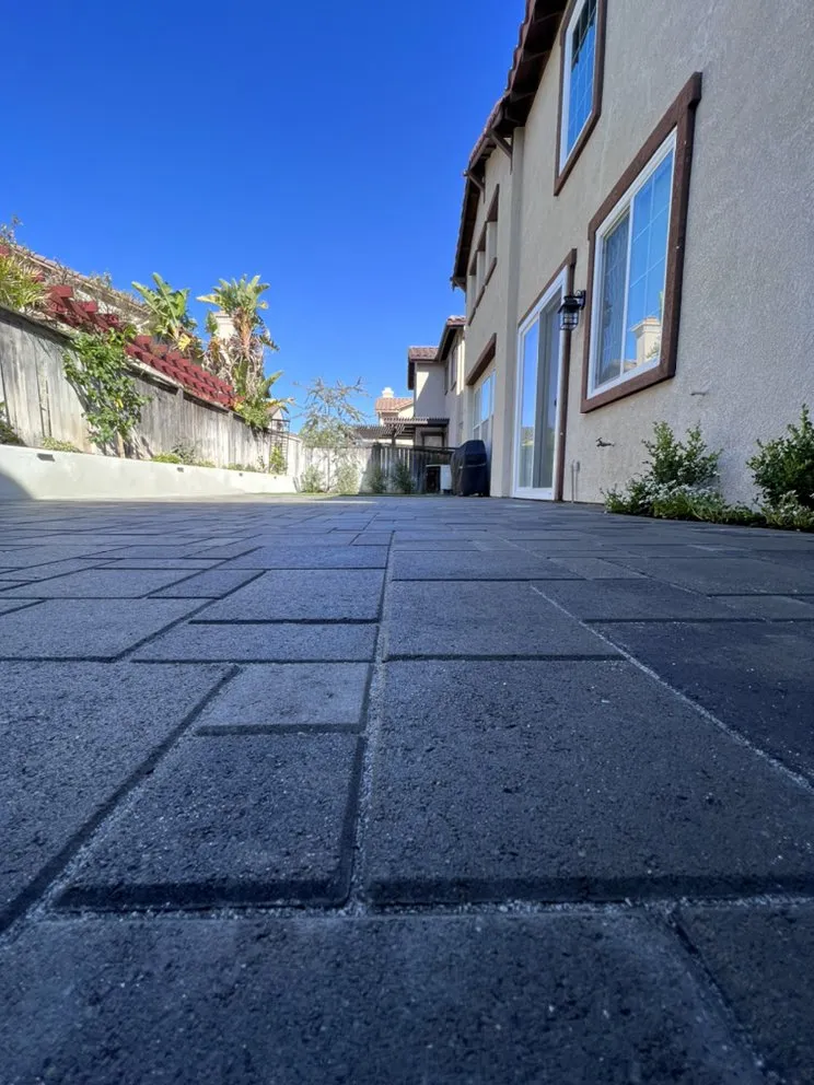 Custom residential landscaping for residential properties in Orange, CA by Caliscapes OC