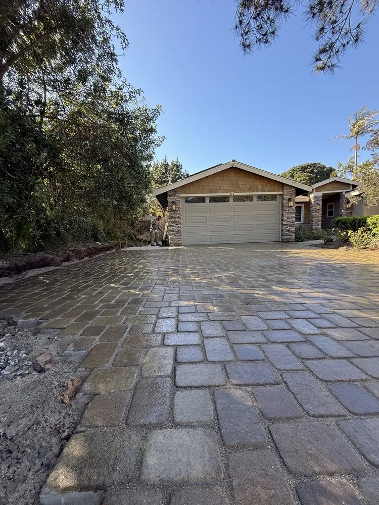 Custom yard maintenance in Oceanside, CA by Caliturf