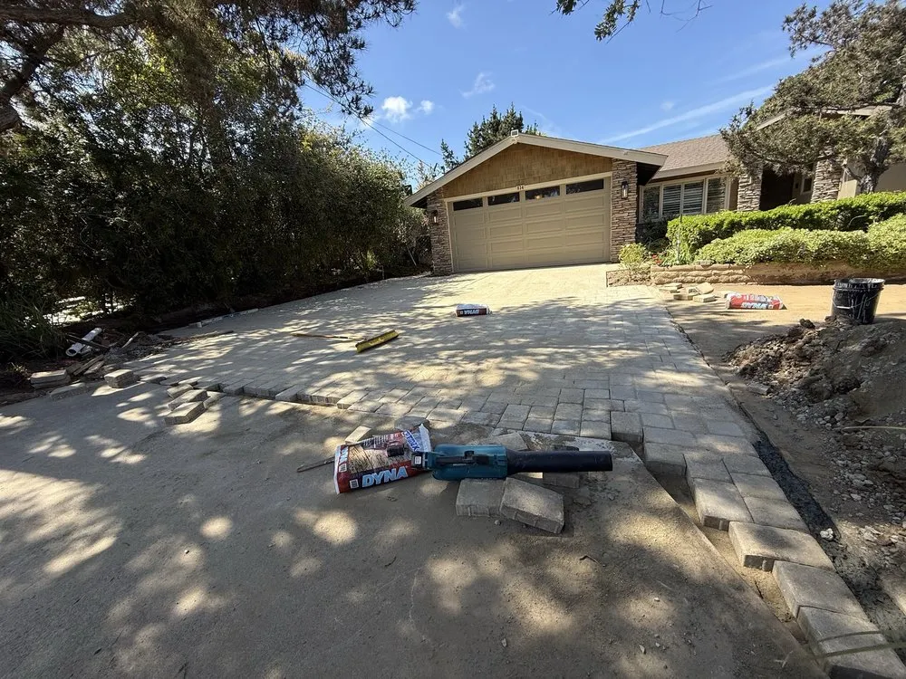Professional yard cleanup service in Oceanside, CA - Caliturf
