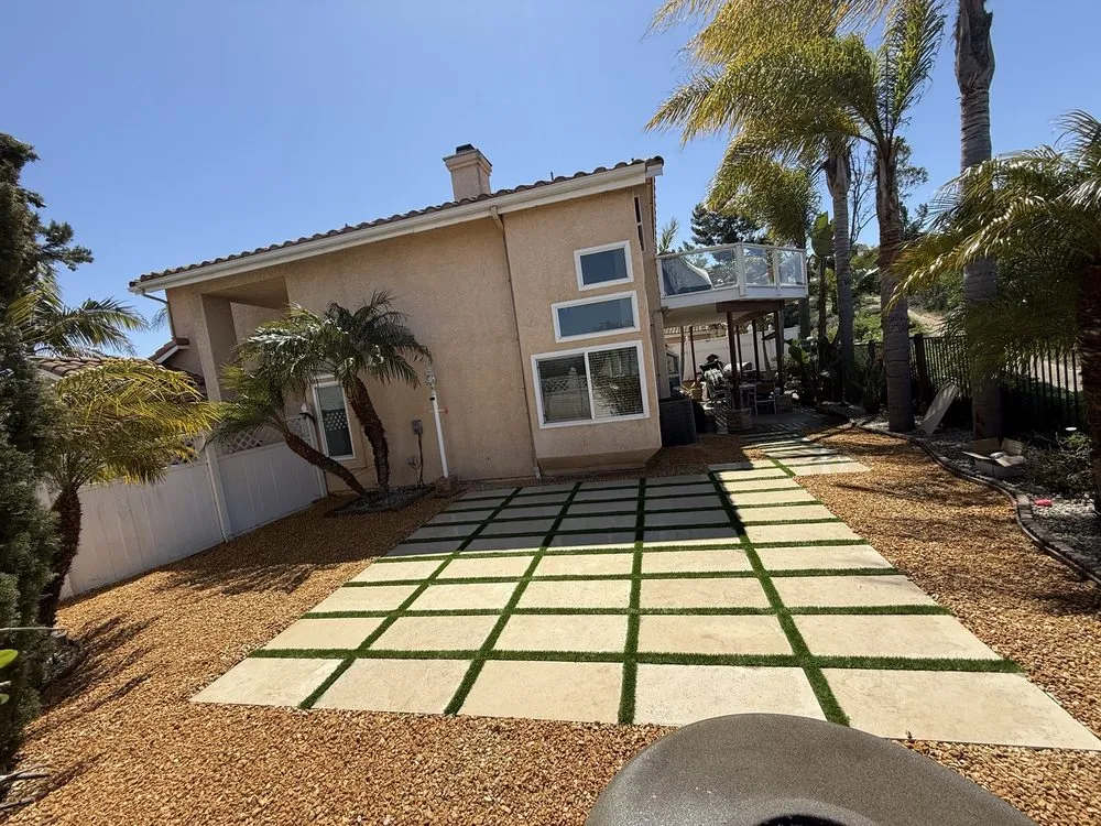 Professional yard maintenance experts serving Oceanside, CA - Caliturf