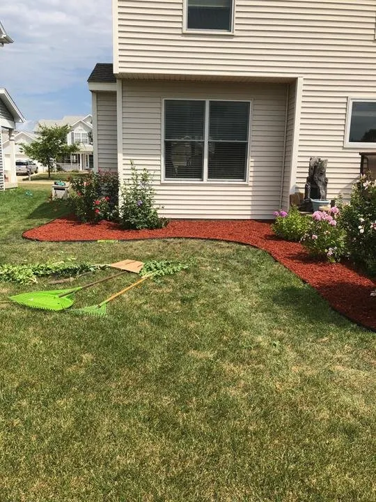 Reliable outdoor landscaping in Urbana, IL by Call Eddie