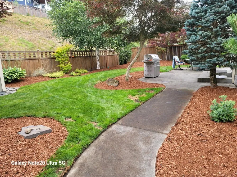 Custom yard maintenance in Renton, WA - Call Ryan Landscaping & Maintenance