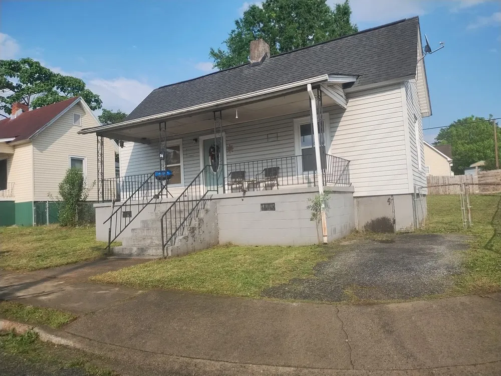 Affordable landscape design experts serving Greenville, SC - Call Someone Who Cares Lawn Care